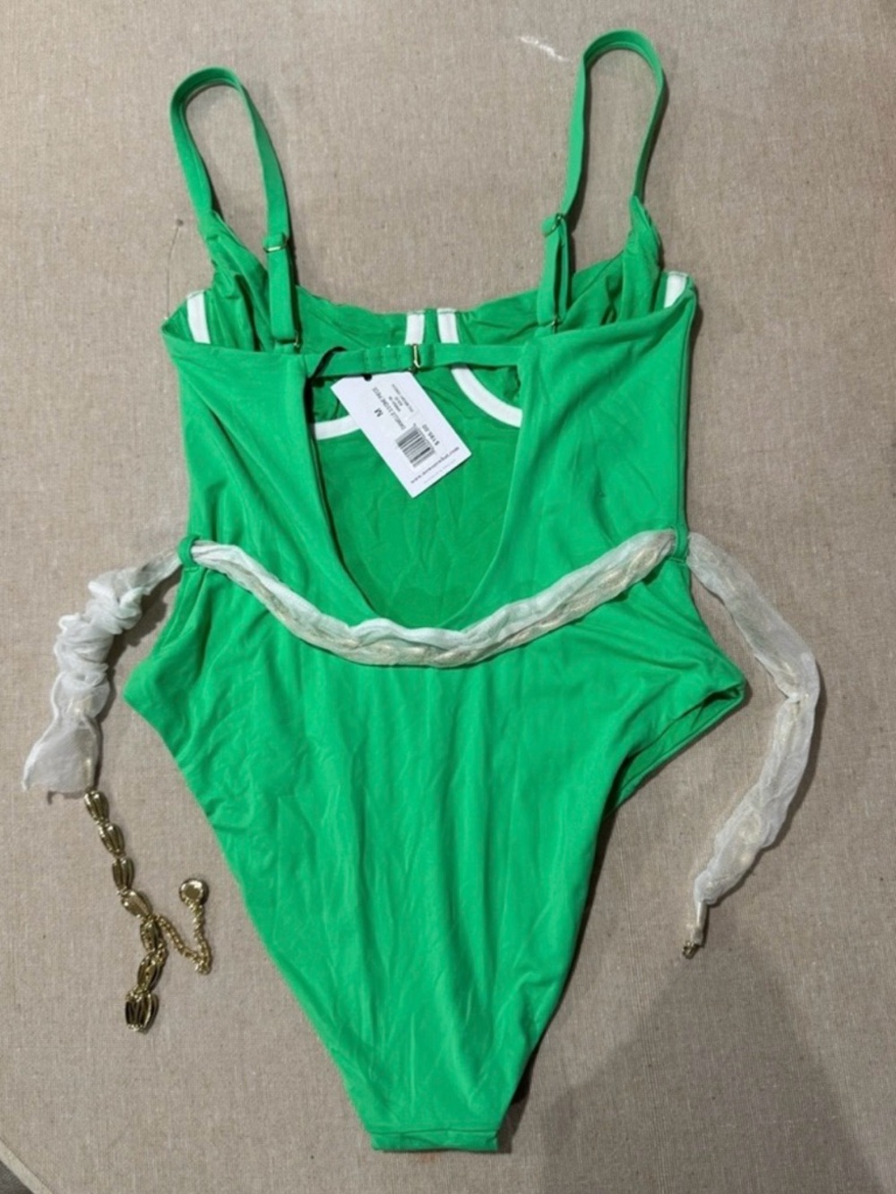 NWT WeWoreWhat Danielle Bernstein Green One-Piece with Gold Chain - Picture 5 of 6